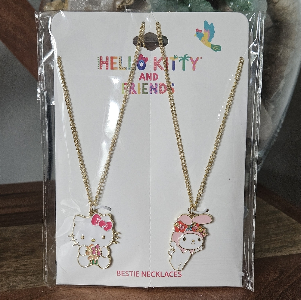 Hello Kitty and My Melody Bestie Necklace 2-Pack - Picture 2 of 7